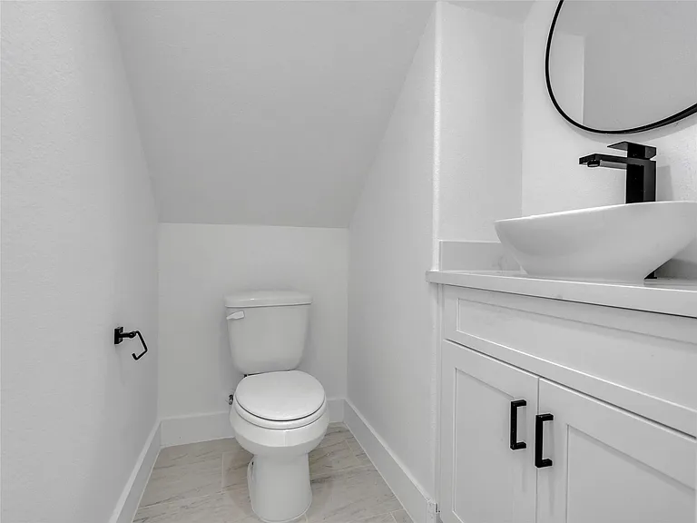 5126 Clover St #A — Photo 13