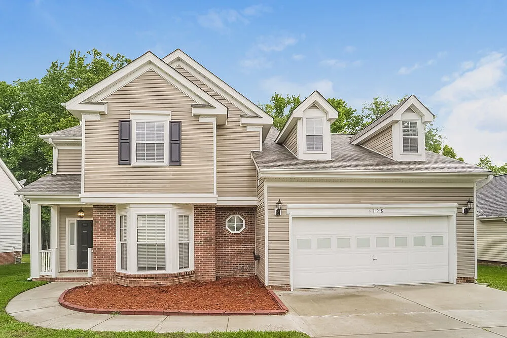 4 bed, 3.0 bath, 1948 sqft, $2,280 — Photo 1