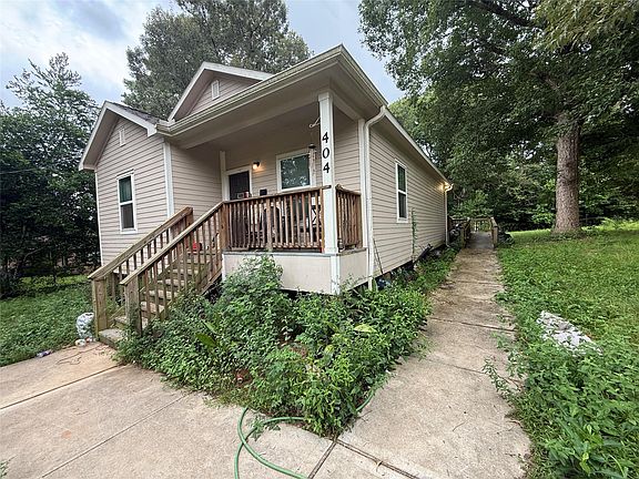 4th image of 404 Gordon Dr