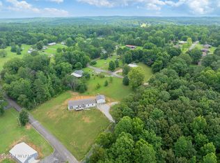 195 Glen Rich Dr, Parsons, TN 38363