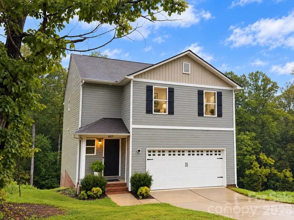4820 Stone Dr, Conover, NC 28613