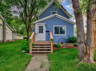 724 8th Ave NW, Faribault, MN 55021