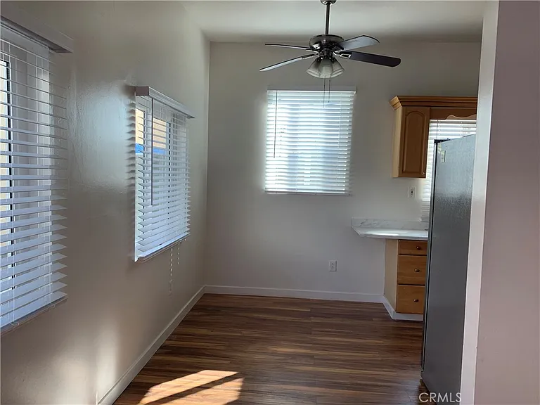 212 S Vail Ave #1/2 — Photo 9