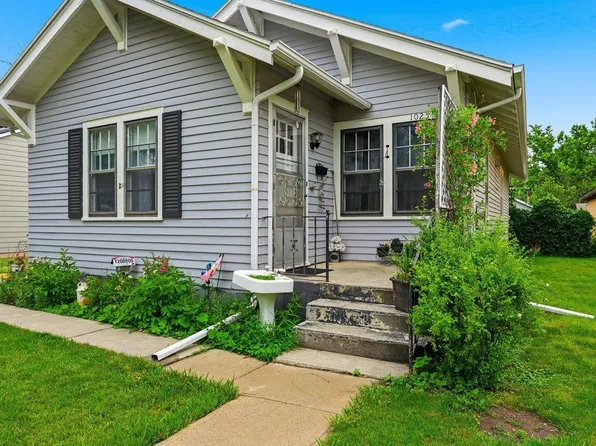 1025 Kingsbury St, Belle Fourche, SD 57717
