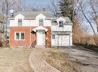 40 Curtice Rd, Rochester, NY 14617