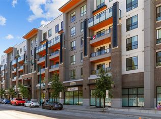 3131 Murray St #202, Pt Moody, BC V3H 1X1