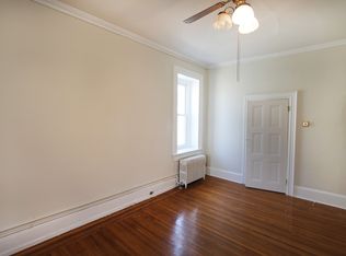 148 Sumac St, Philadelphia, PA 19128