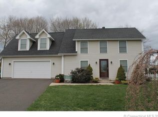 71 Hillside Rd, Cromwell, CT 06416