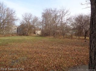 3806 Belvidere St, Detroit, MI 48214