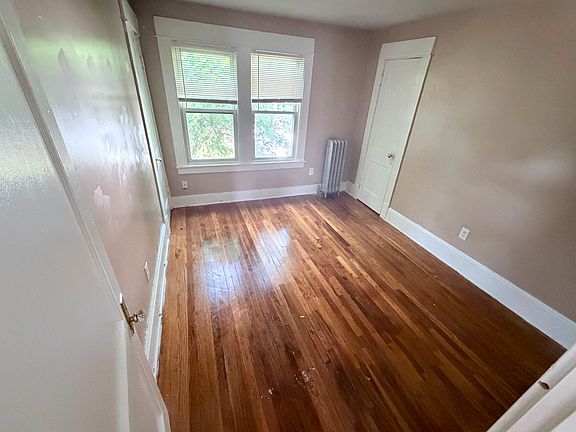 3rd image of 51-53 Clifton Ave #1