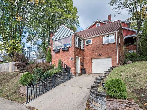 3rd image of 2704 Mackinaw Ave