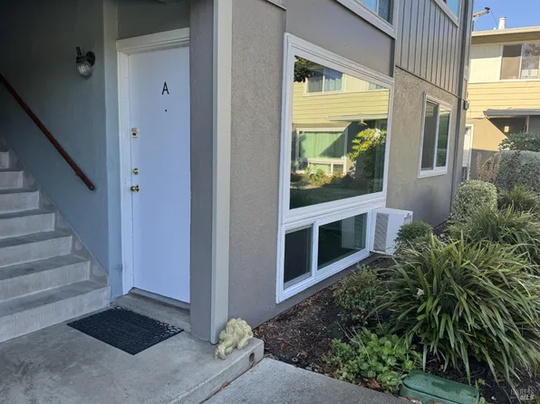 1032 - A Los Gamos Road, San Rafael, CA 94903