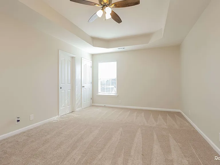 1133 Geneil Ln — Photo 8
