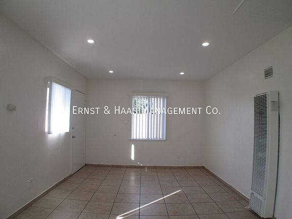 4th image of 2208 Elm Ave APT A
