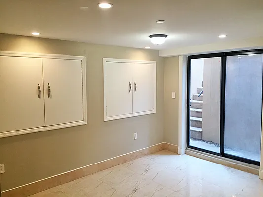 Rented by Remax Real Estate Professionals | media 15