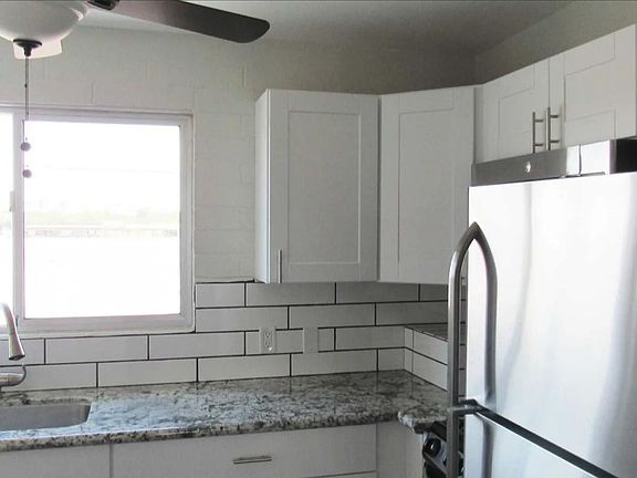 3rd image of 4020 N Parkway Ave