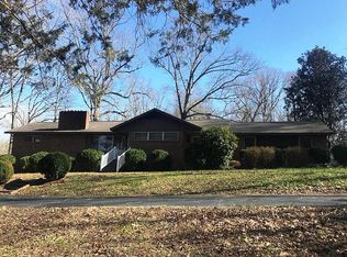 3116 Pond Rd, Burlington, NC 27215