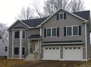 23 Cold Spring Dr, Oxford, CT 06478