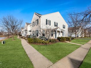 200 Springbrook Trl S, Oswego, IL 60543