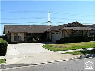 1st image of 16444 Heathfield Dr