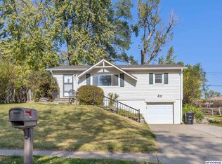 6654 Kansas Ave, Omaha, NE 68104
