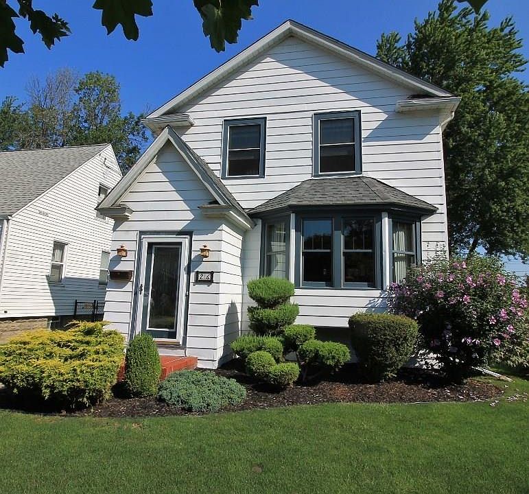 1st image of 26 Argyle Ave