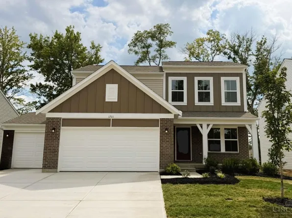 1201 Buxton Oaks Dr, Amelia, OH 45102