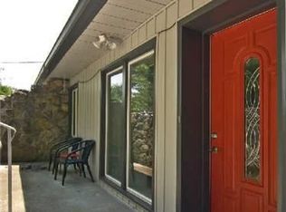 985 Town Branch Rd, Charlotte, TN 37036