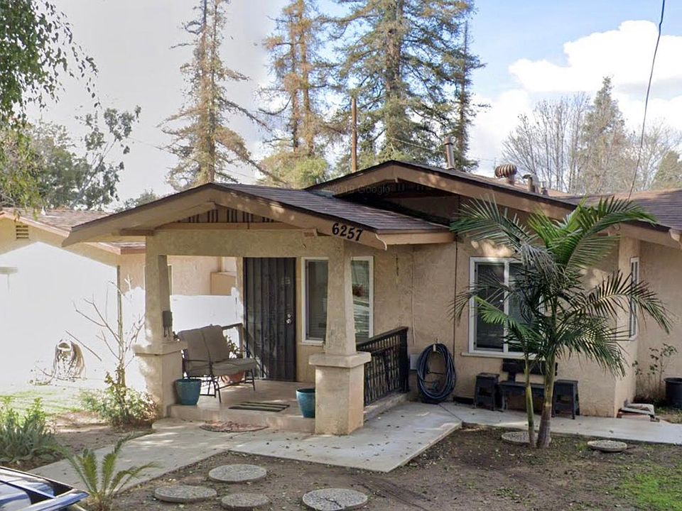 Front of house with porch
