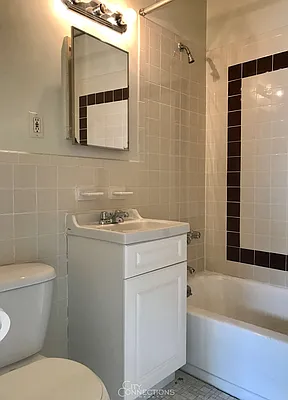 Rented by City Connections Realty | media 4