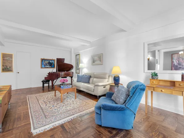 1150 Park Avenue image 4 of 7