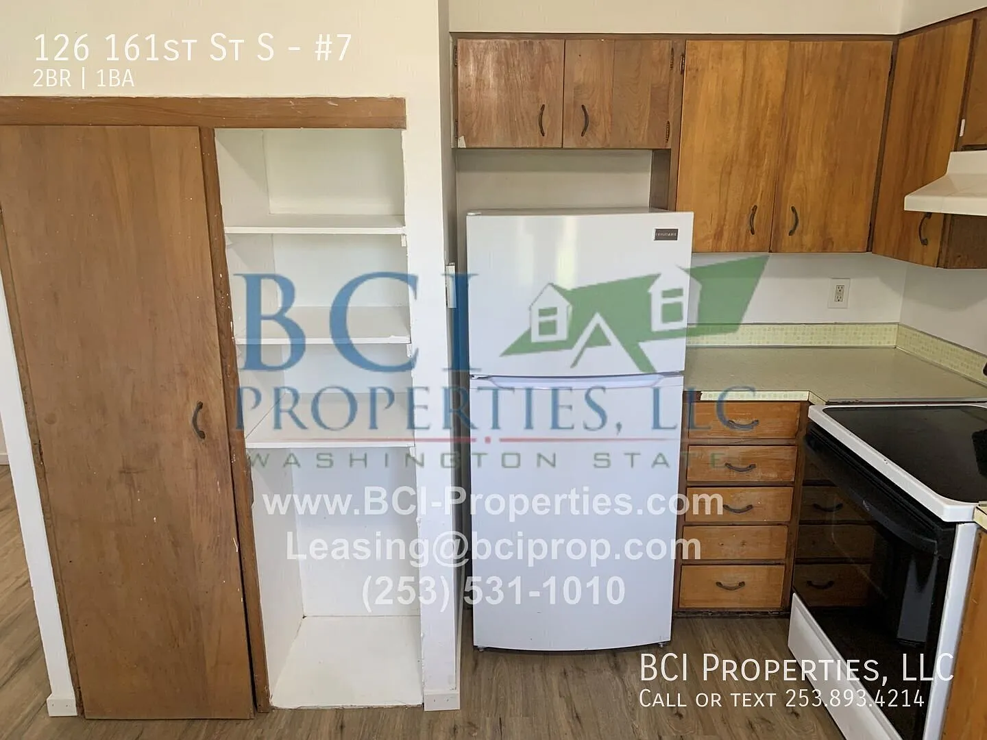 Spacious 2 bedroom apartment available in Spanaway. — Photo 3