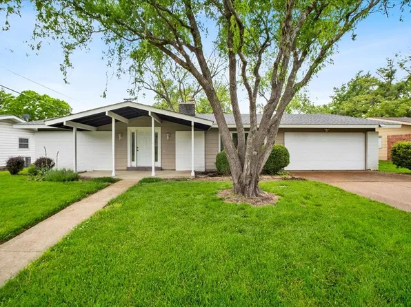 1507 Fontana Dr, Saint Louis, MO 63146
