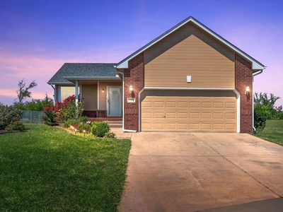729 S Bedford Cir, Wichita, KS, 67207