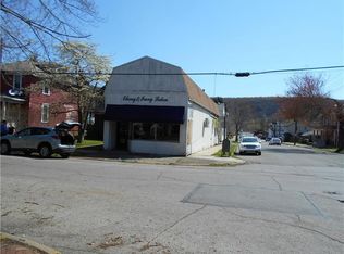 1600 6th Ave, Beaver Falls, PA 15010