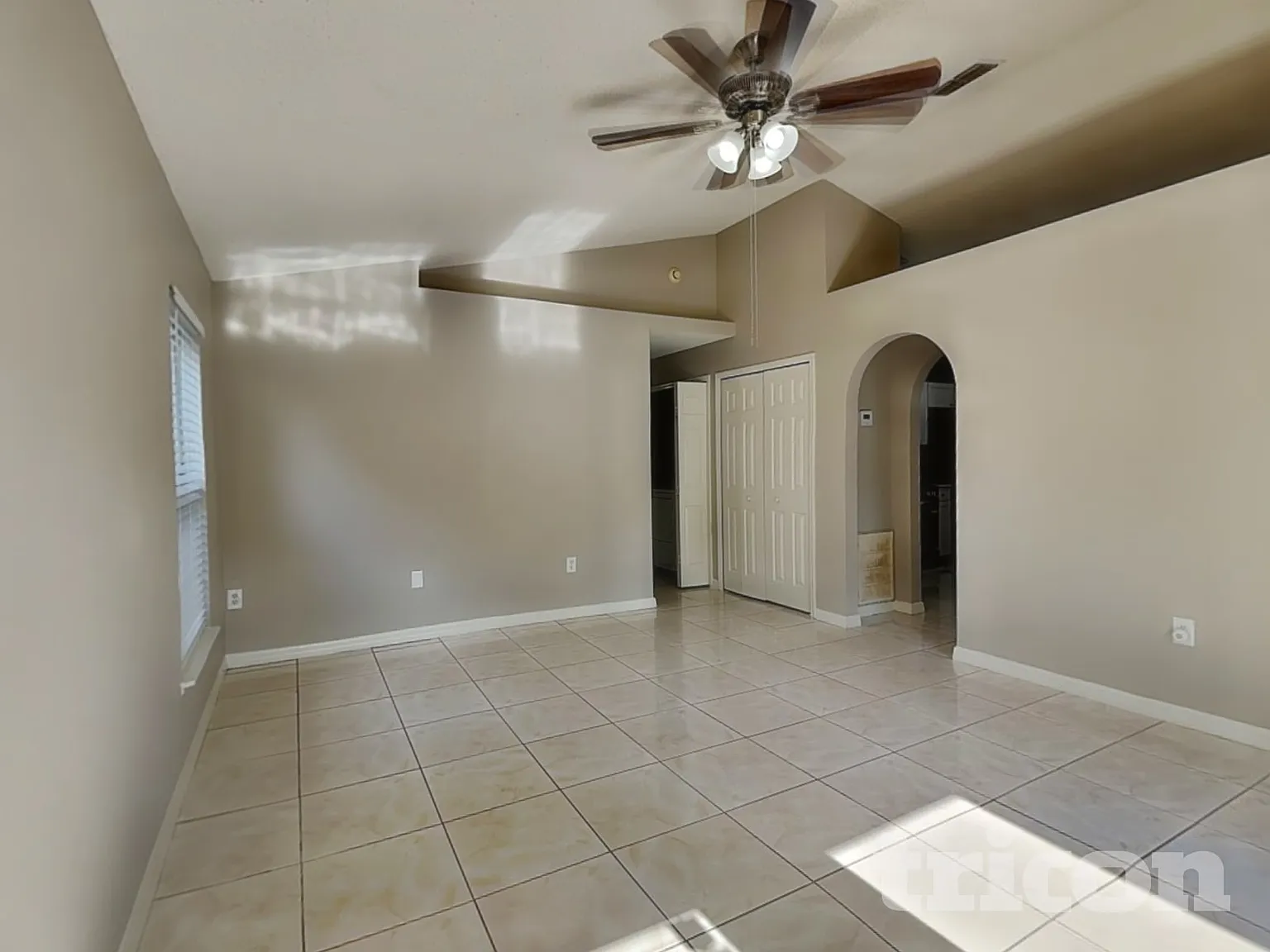507 Beasley Court Orlando FL — Photo 2