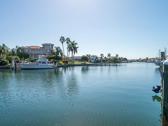 5th image of 521 Pinellas Bayway S APT 409
