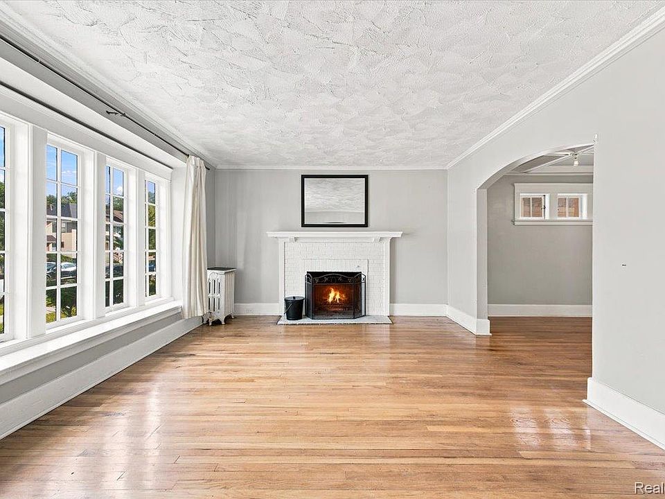 899 Edison St, photo 7