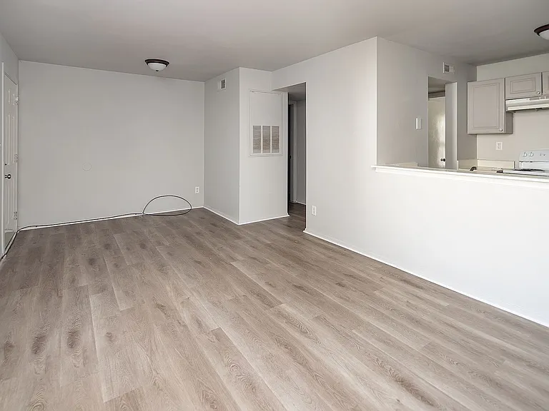 1234 Saratoga Dr — Photo 32
