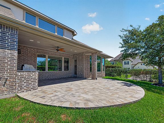 5th image of 30 Argosy Bend Pl