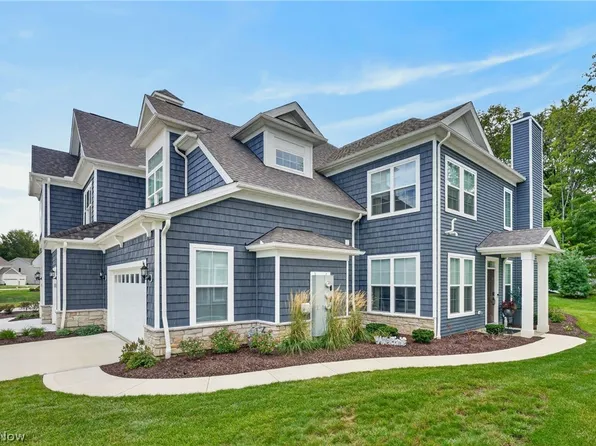 516 Port Side Dr, Avon Lake, OH 44012