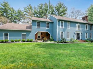 48 Sarah Dr, Avon, CT 06001