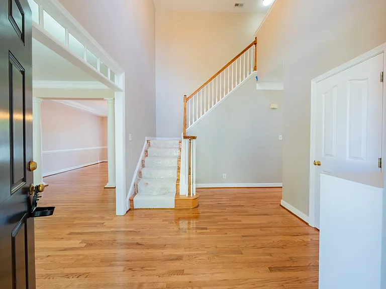 9721 Pemberton Crossing Dr — Photo 15