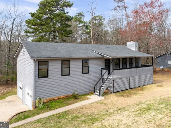 2995 Clear Water Dr, Douglasville, GA 30135