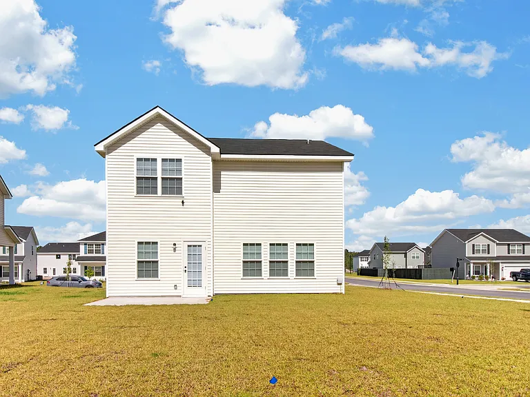 118 Juniper Dr — Photo 4