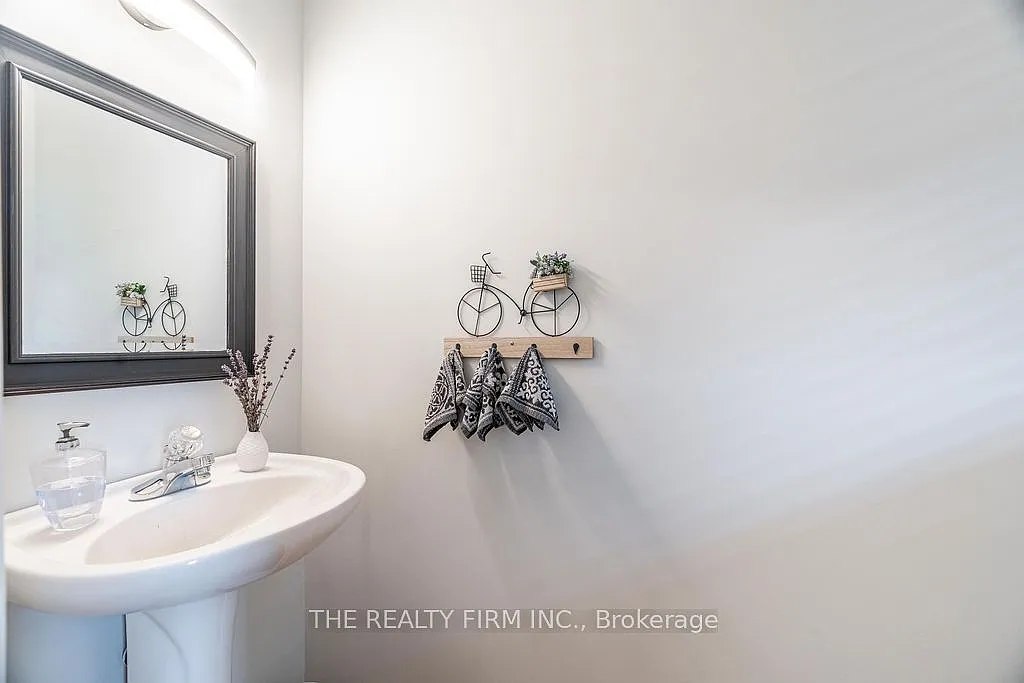 3 bed, $2,900 — Photo 4