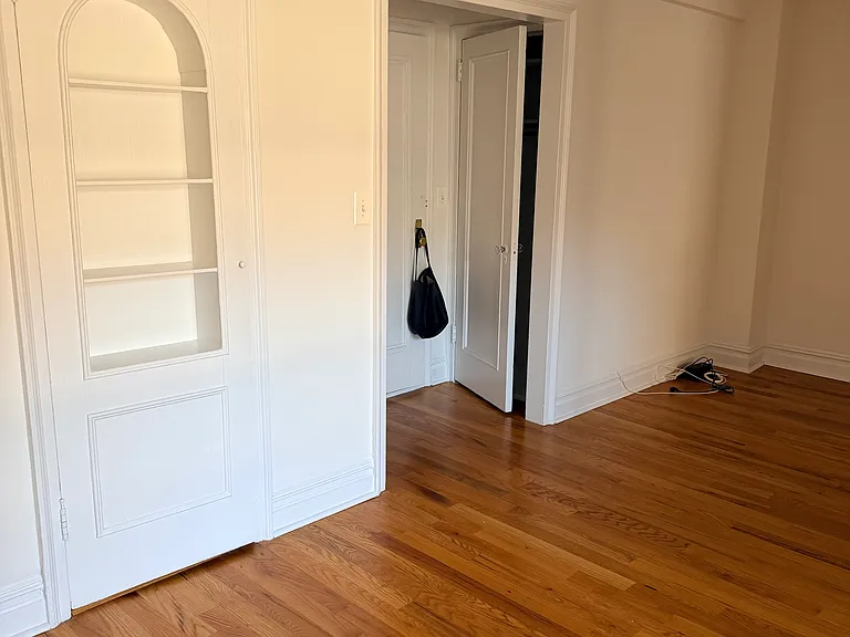 814 W End Ave #13D — Photo 3