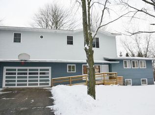 5212 Cortland St, Midland, MI 48642