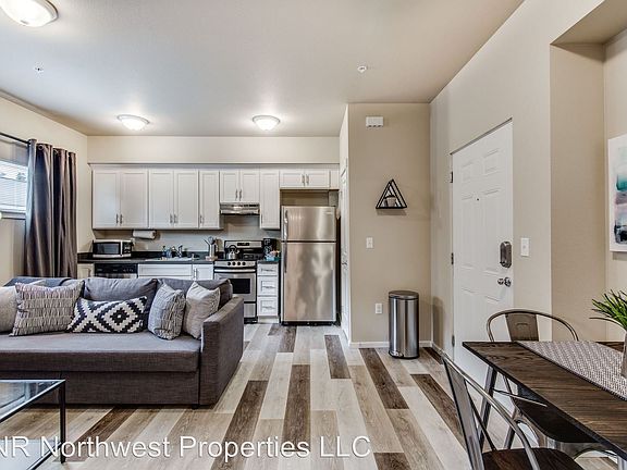 5th image of 3825 S Junett St APT 203