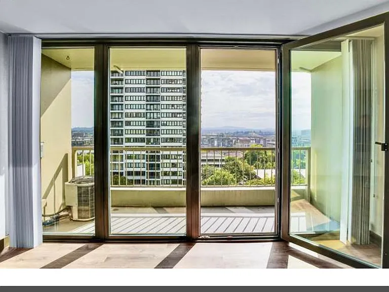 HW12G, 255 SW Harrison Street #12G — Photo 6